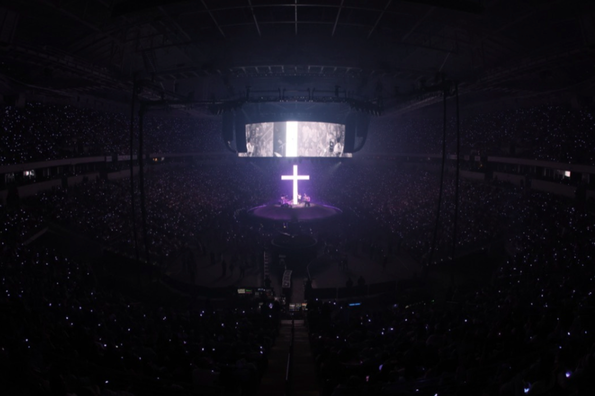 Jesus Generation Tour arena crowd